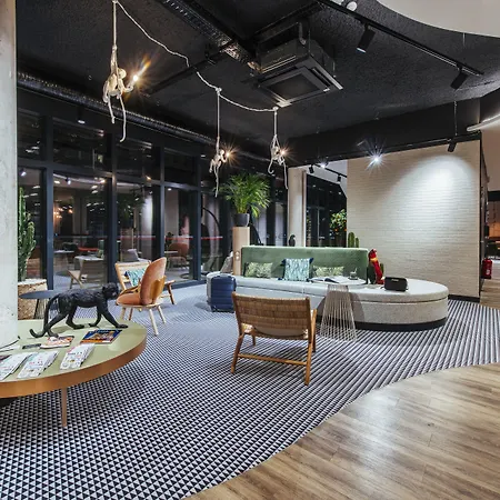 Ibis Budget Centre Rive Gauche Руан